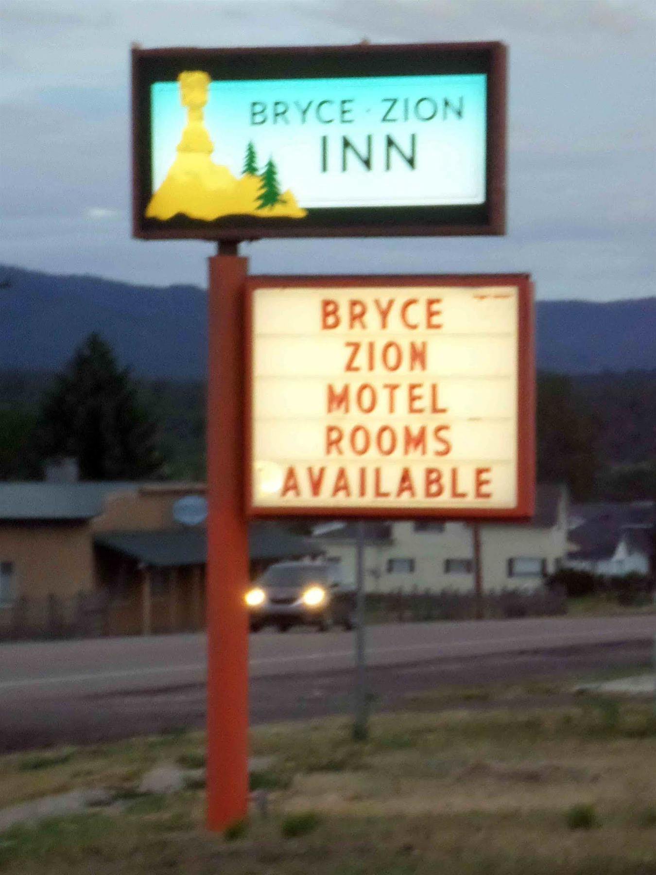 Bryce Zion Inn Hatch Exteriör bild